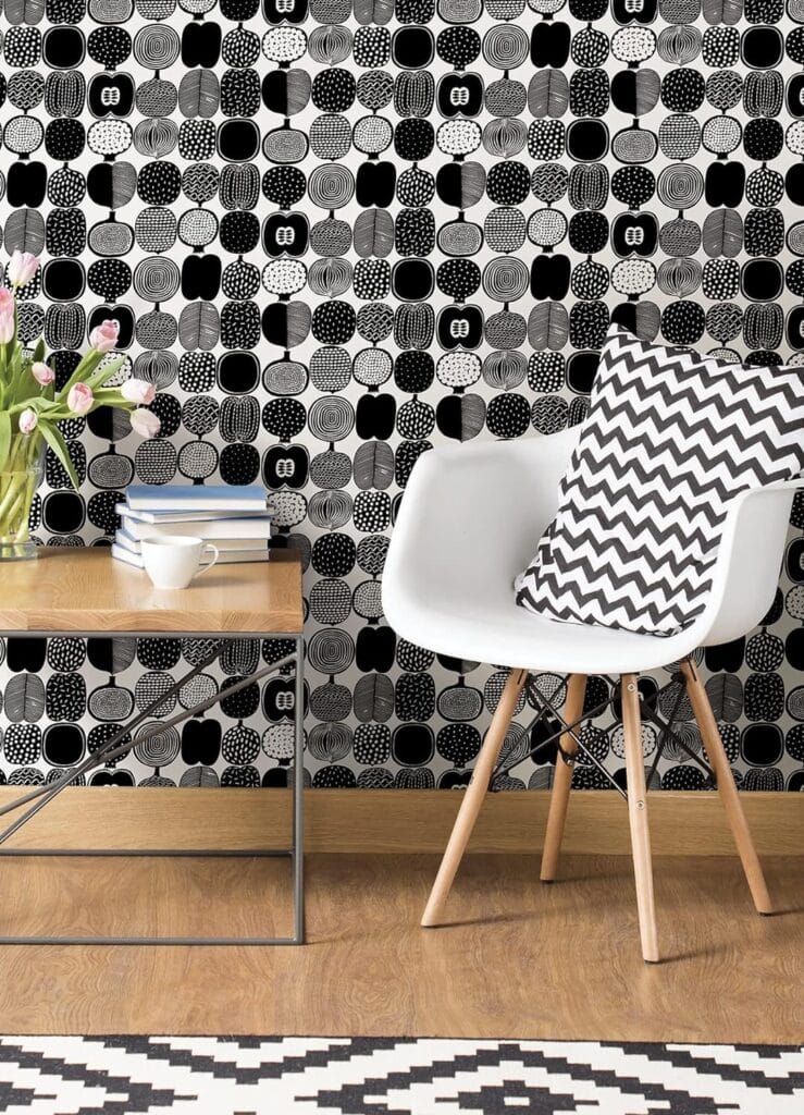 Marimekko Bold Black and White Wallpaper Pattern