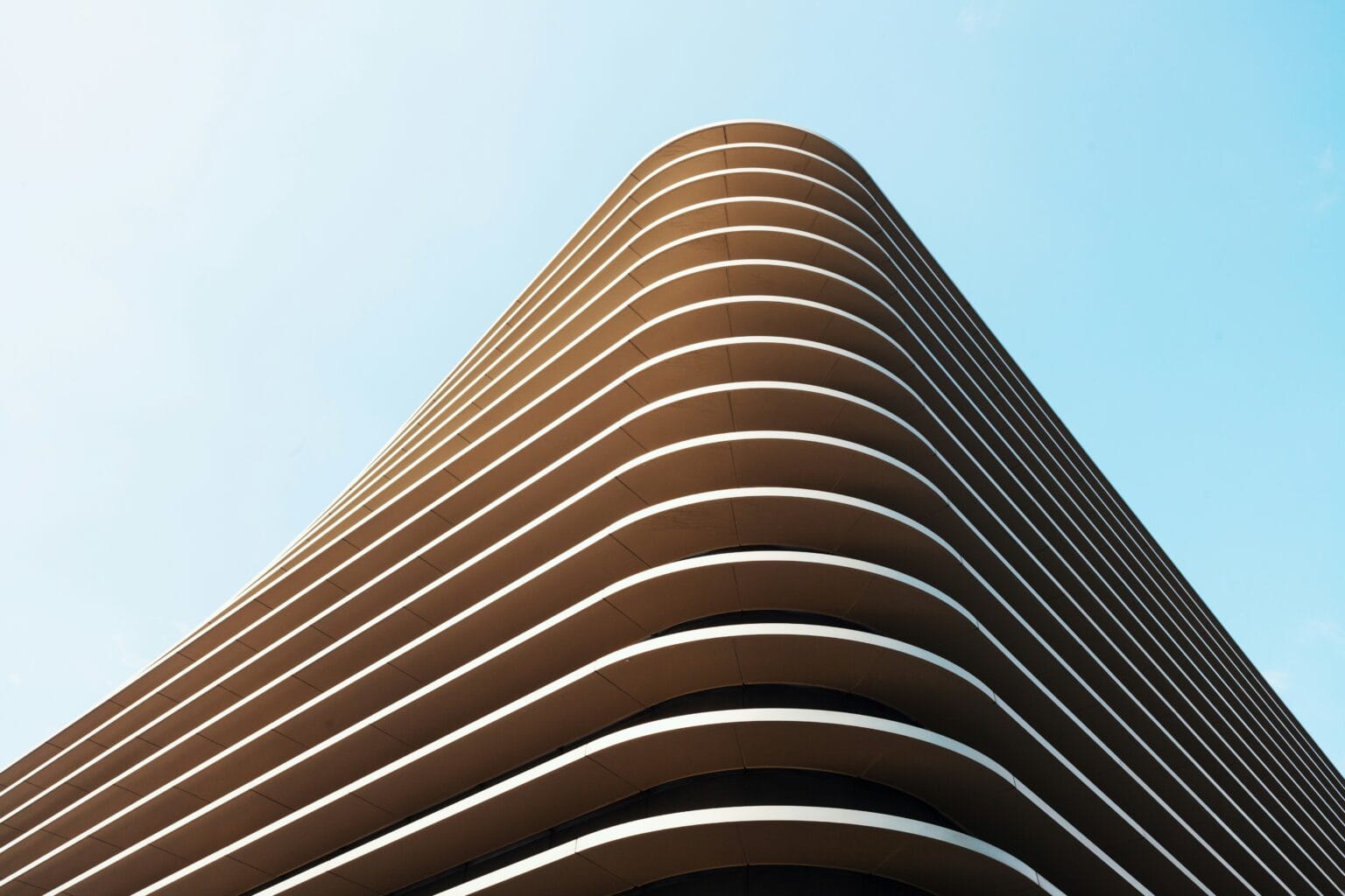 Modern vs Minimalist Interior Design - Art, Design, Ideas.