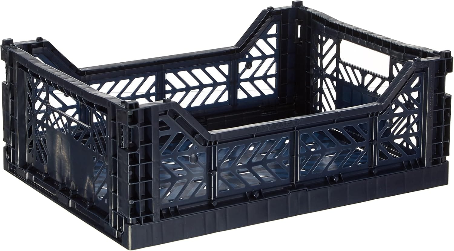HAY Colour Crate M in navy blue recycled polypropylene