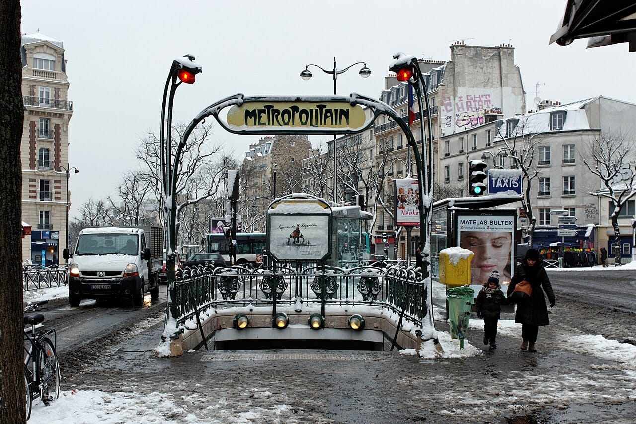 Hector Guimard, Paris Metro entrance canopy, 1900, cast iron Art Nouveau design
